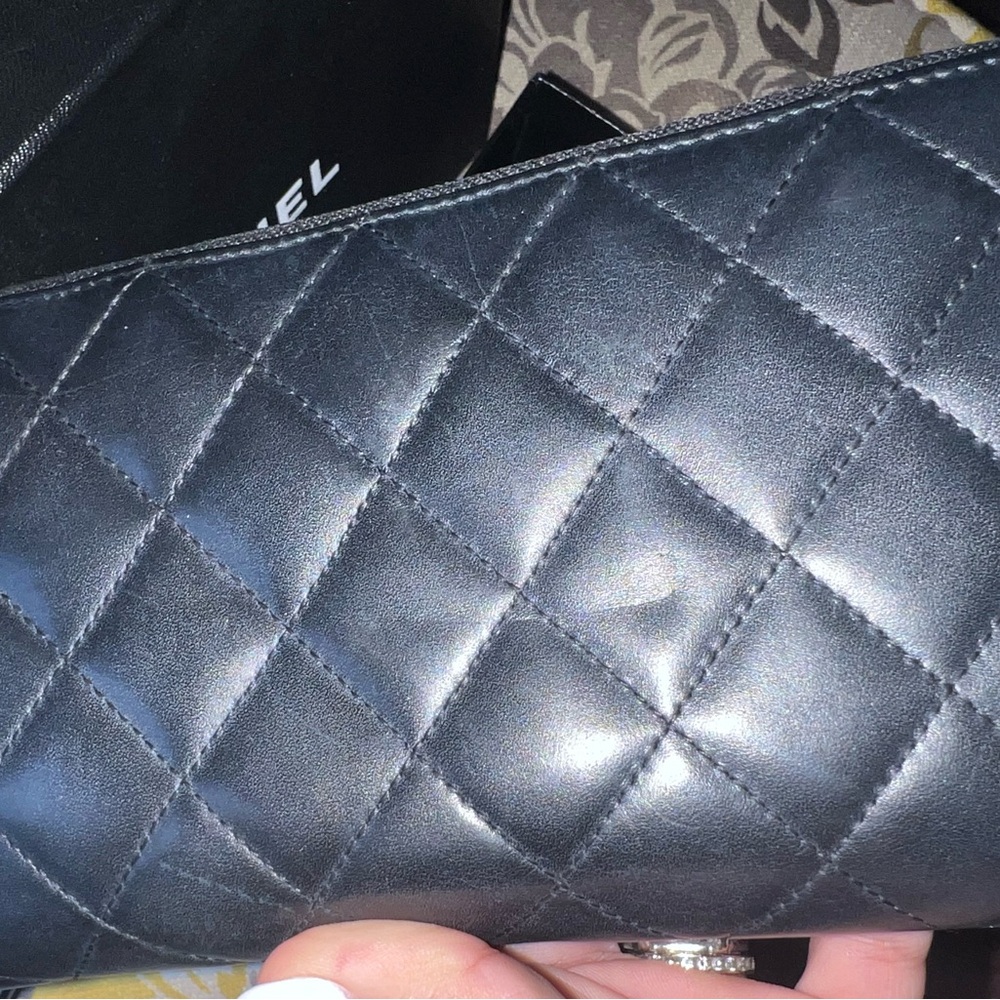 CHANEL Black Quilted Leather Wallet. Full set! - Picture 16 of 16
